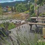 Сasa de vacaciones Fjordside Boathouse Hardanger
