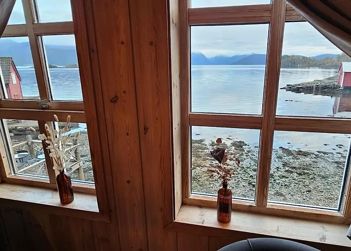 Holiday home Fjordside Boathouse Hardanger
