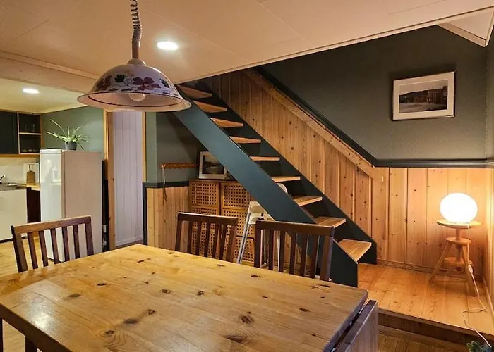 Fjordside Boathouse Hardanger *