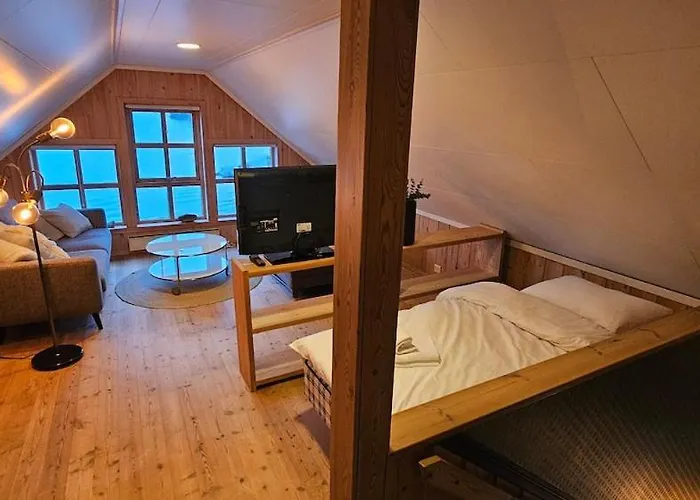 Fjordside Boathouse Hardanger *