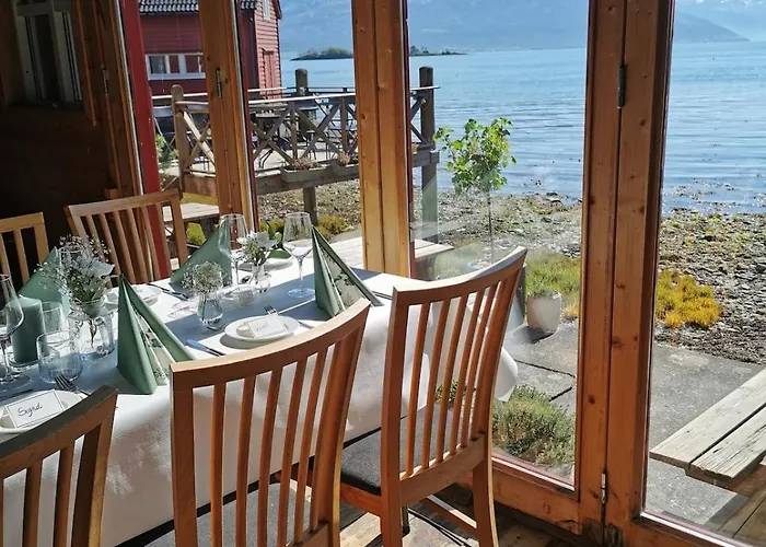 펜션 Fjordside Boathouse Hardanger *