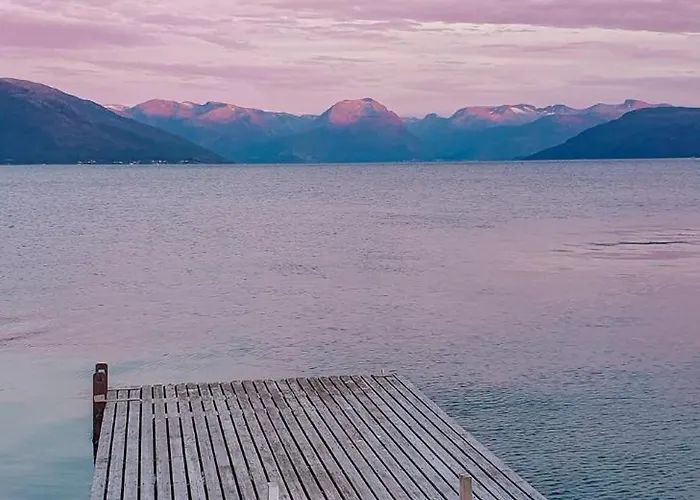 펜션 Fjordside Boathouse Hardanger