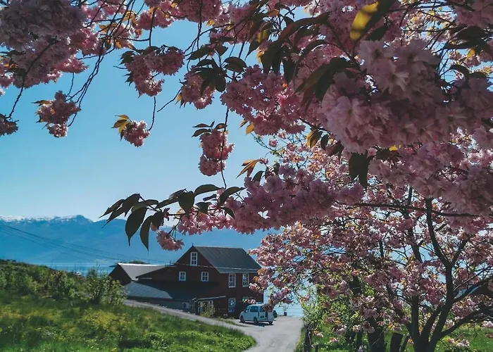 Fjordside Boathouse Hardanger